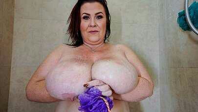 Plumper Pass – Lady Lynn – Wet And Wild
