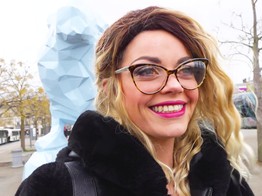 jacquieetmicheltv – Lily, 30, from Paris to Bordeaux…