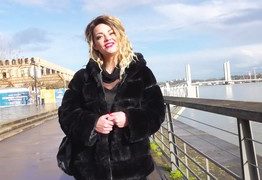 jacquieetmicheltv – Lily, 30, fucks at Candy in Bordeaux!