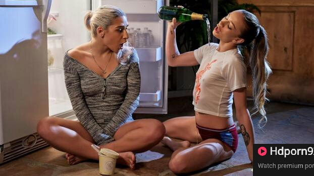 When Girls Play – Abella Danger & Naomi Swann – Slumber Party Secret
