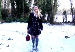 jacquieetmicheltv – Louise, 42 years old, a breeding slut!