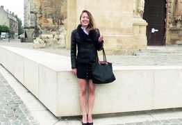 jacquieetmicheltv – Emmanuelle’s big leap, 28 years old!