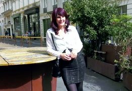 jacquieetmicheltv – Camille, 31, wanted more fun!