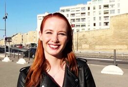 jacquieetmicheltv – Roxy, 22, yachtsman in Marseille!