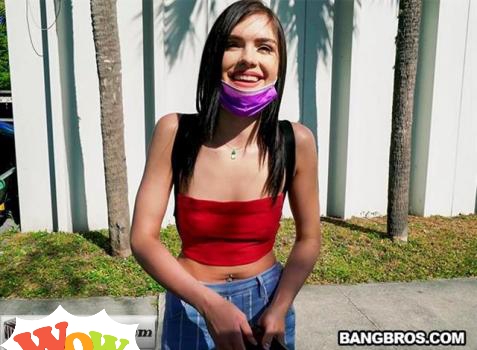 Bang Bus – Selina Moon – Baddie Fucks For Money