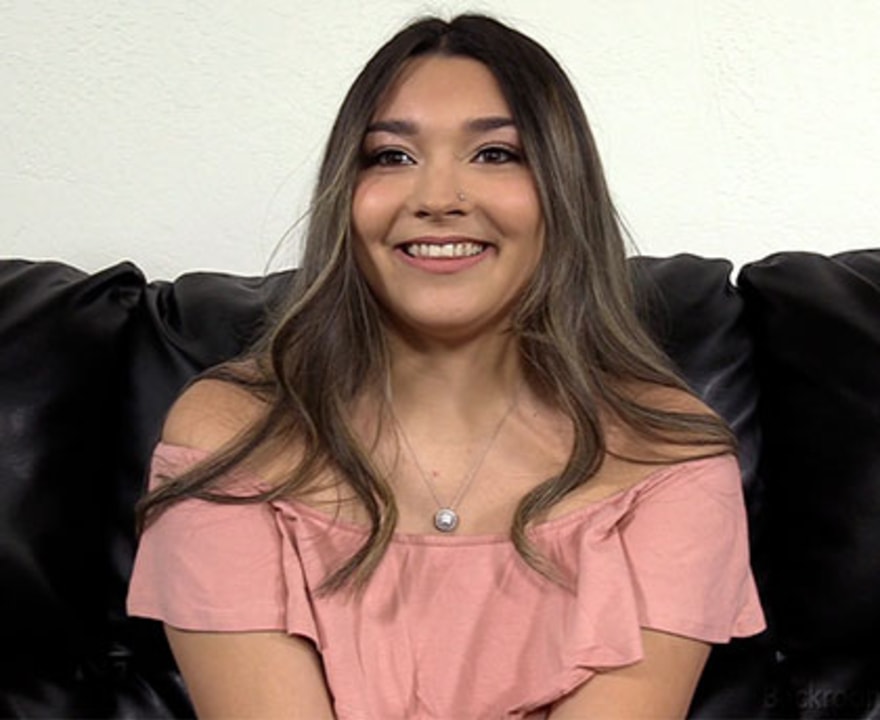 BackroomCastingCouch – Elena