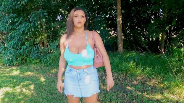 Bang!RoadsideXXX – Ashlyn Peaks Lets The Roadside Guy Titty Fuck Her In Exchange For A Tow