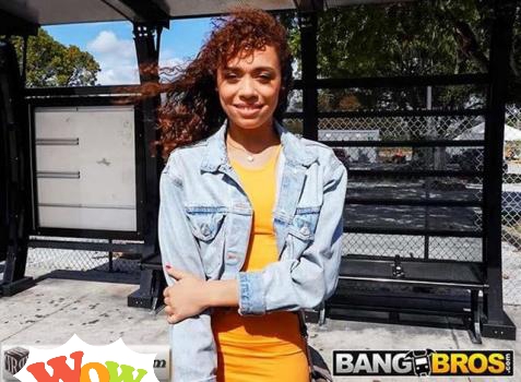 Bang Bus – Willow Ryder – Throat Goat