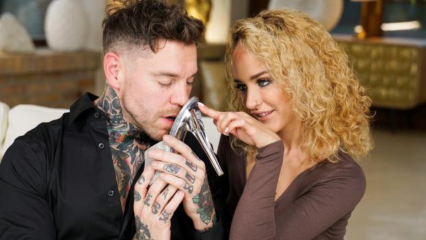 LoveHerFeet – Geisha Kyd ​- Finding My Red Hot Stilettos!