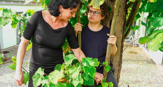 GrandMams – Rita Black - Stalker Has Finally Sex With Her GrandMams – Rita Black - Stalker Has Finally Sex With Her
