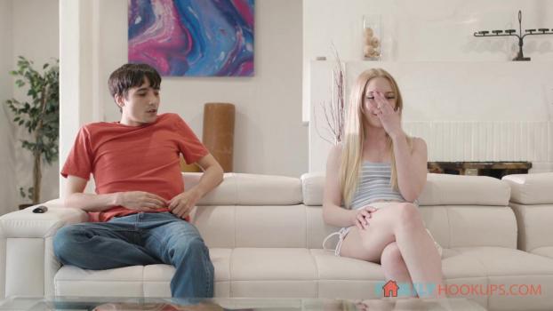 FamilyHookups – Emma Starletto