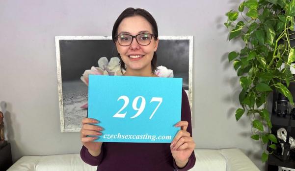 CzechSexCasting – Iris Bloom ​- Sexy Slovakian knows how to make an impression – E297