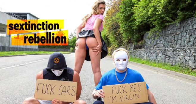 MatureVan – Valeria Fuentes – Sextinction Rebellion