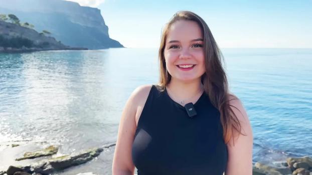 jacquieetmicheltv – Lily, 23 years old, from Paris!